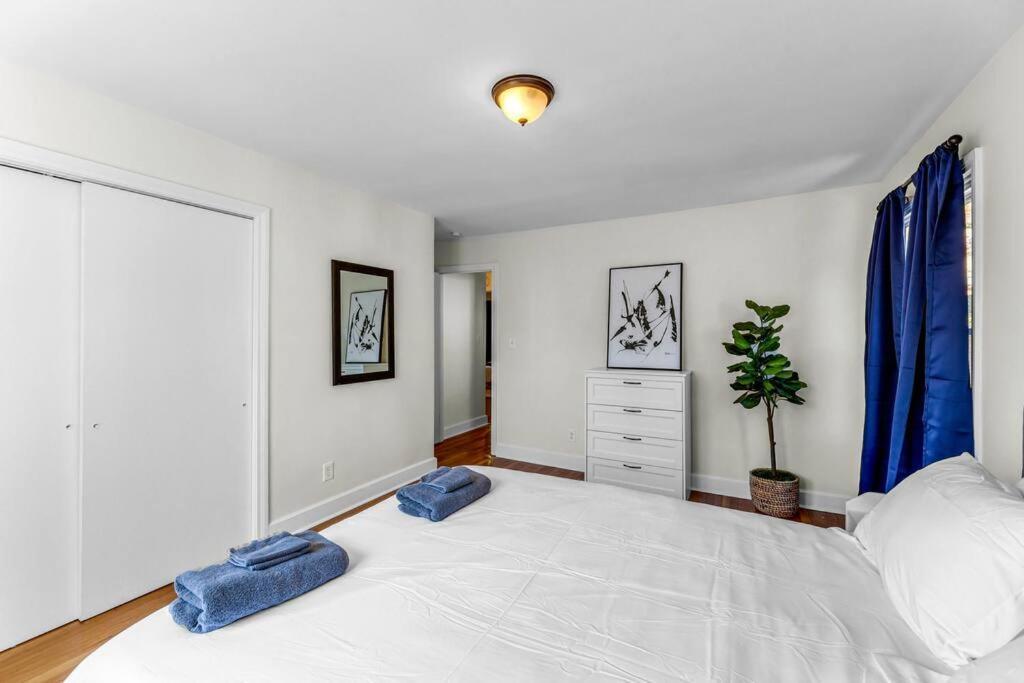 Fully Renovated 4 Bed Buena Vista House Near Wfu Villa Winston-Salem Exterior photo